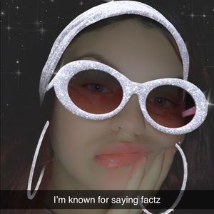 Meet your Posher, Leighanne